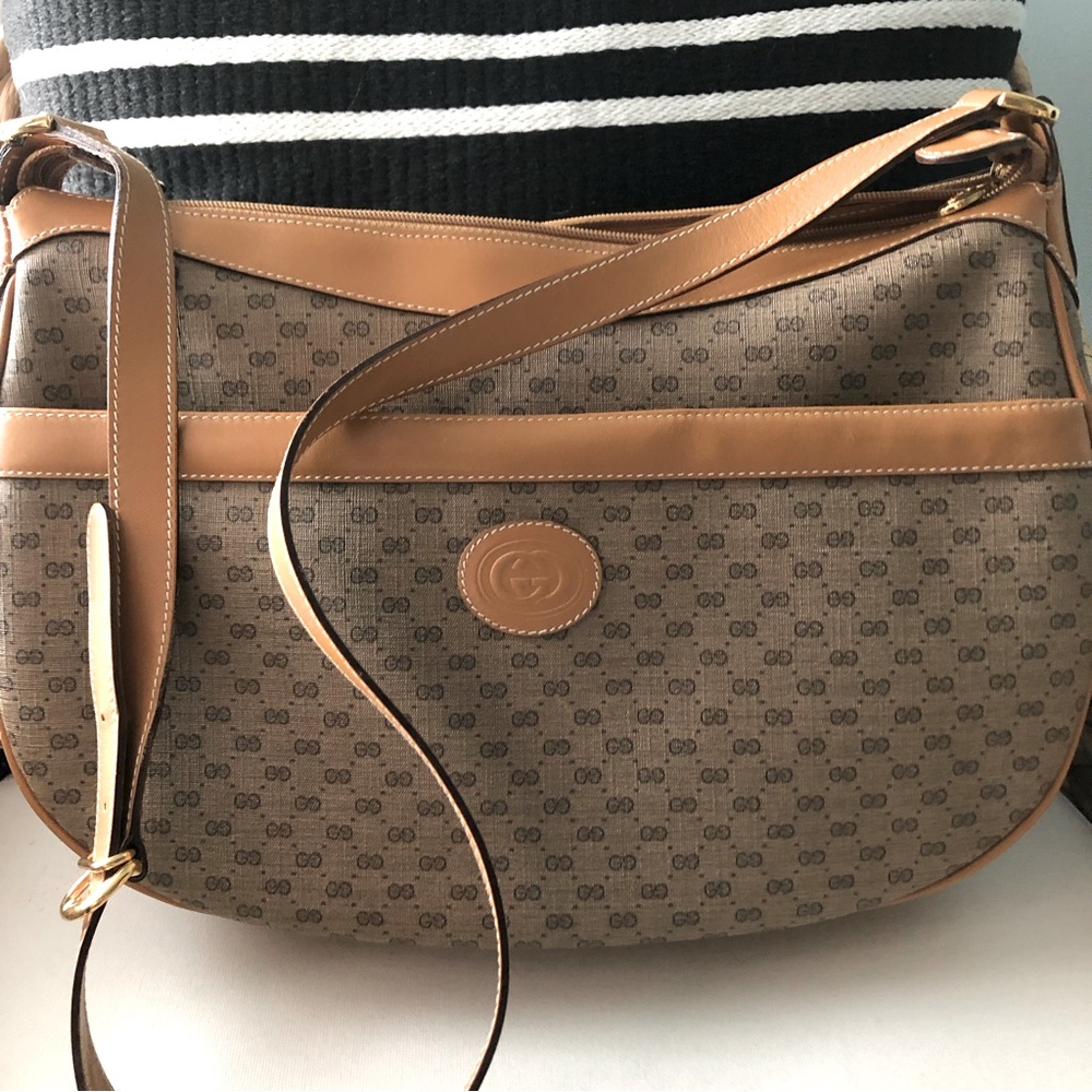 Gucci Vintage Shoulder Brown Supreme Micro Gg Coated Canvas Leather Crossbody